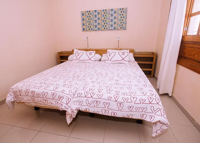 Flatguest Tabaibas